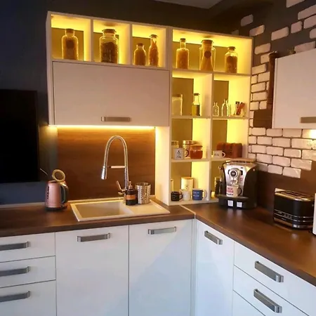 Apartamento синьо лято *