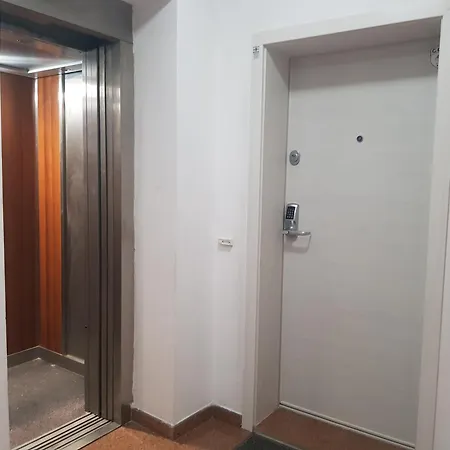 Apartament синьо лято Burgas City