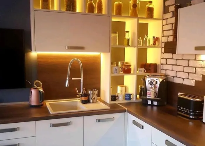 Apartamento синьо лято *